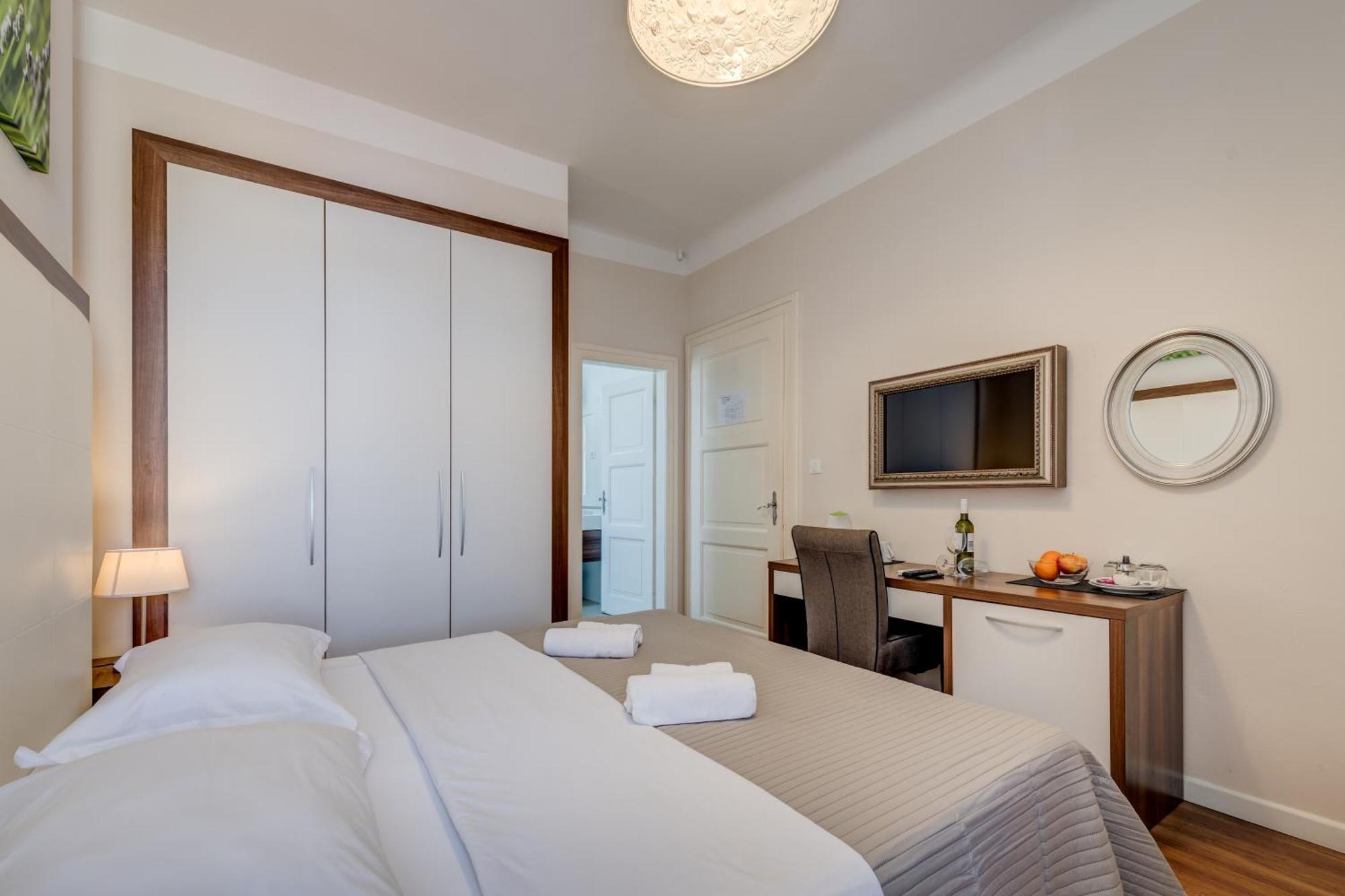 Bastion Luxury Rooms Split Exteriör bild